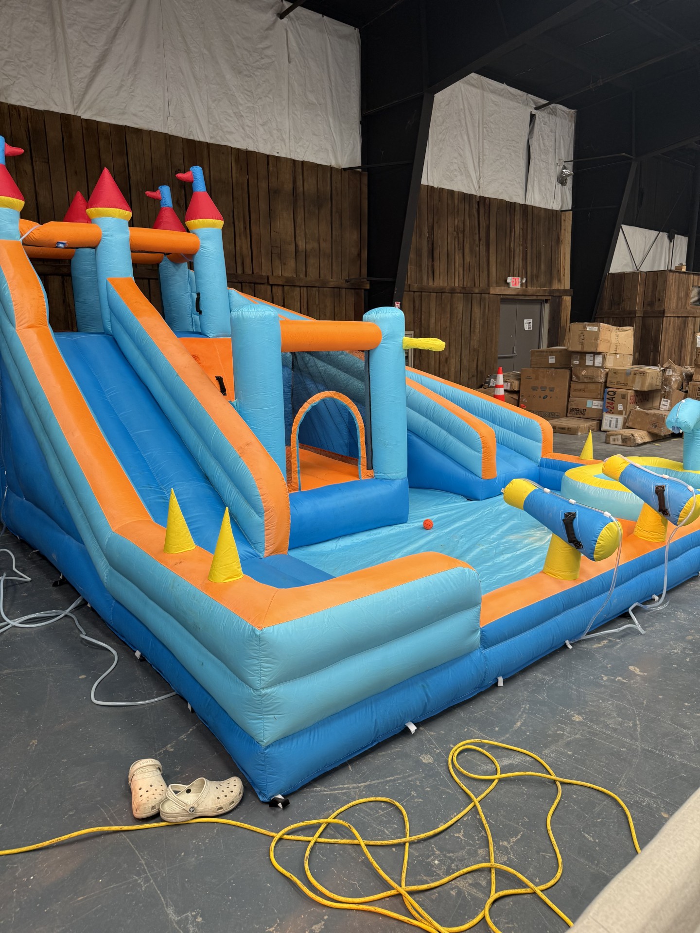 Read Description Inflatable Water Slide Castle 18.1*18.8*29.1 inch