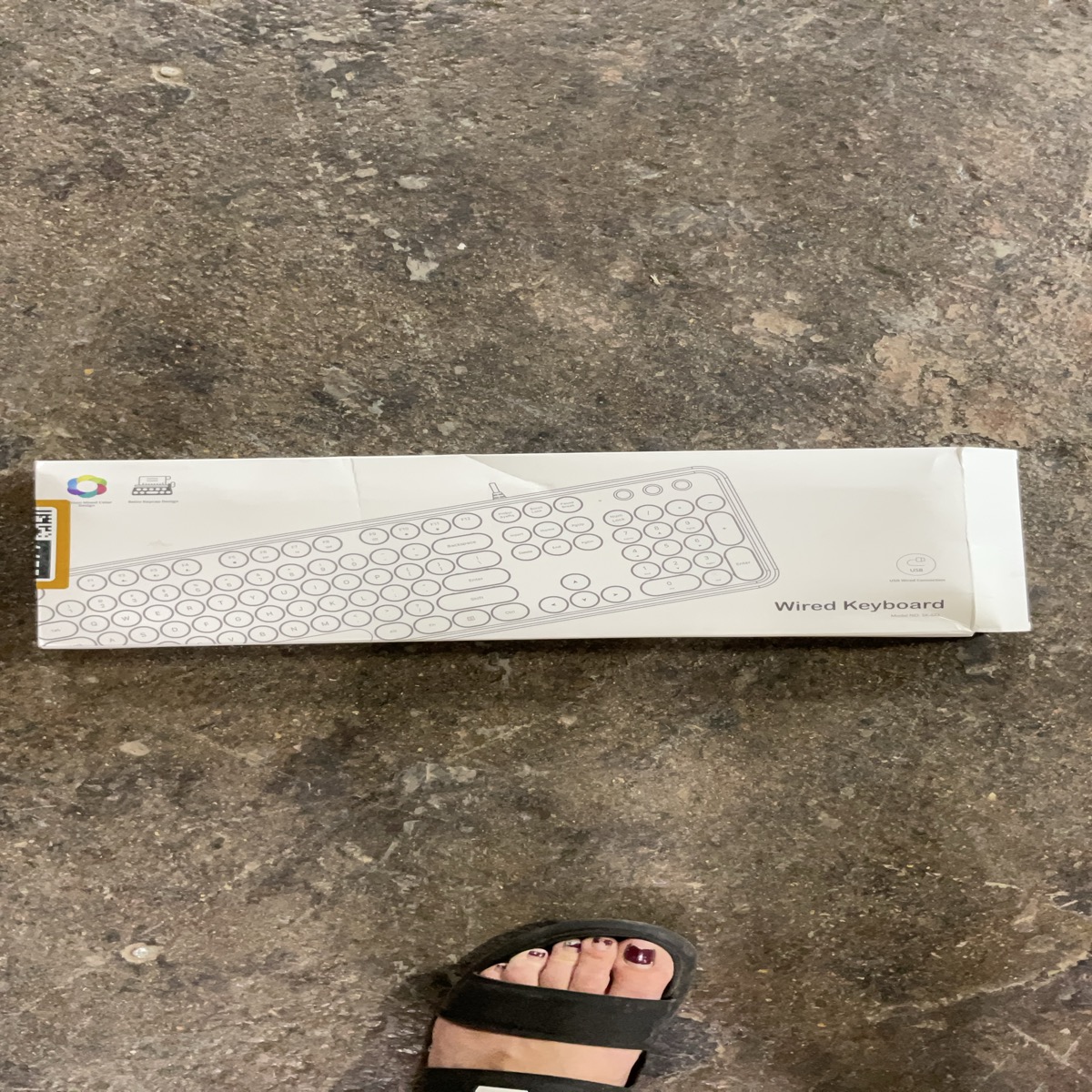 Shenzhen Sdt Technology Wired Keyboard Model SK-633