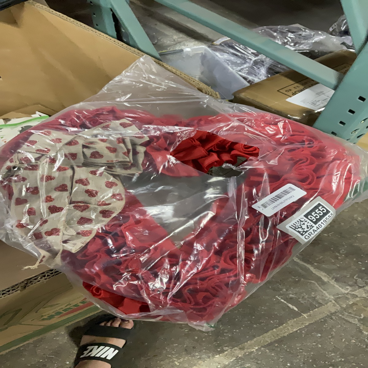 Valentine's Day Red Heart Mesh Ruffle Wreath with Burlap Heart Bow