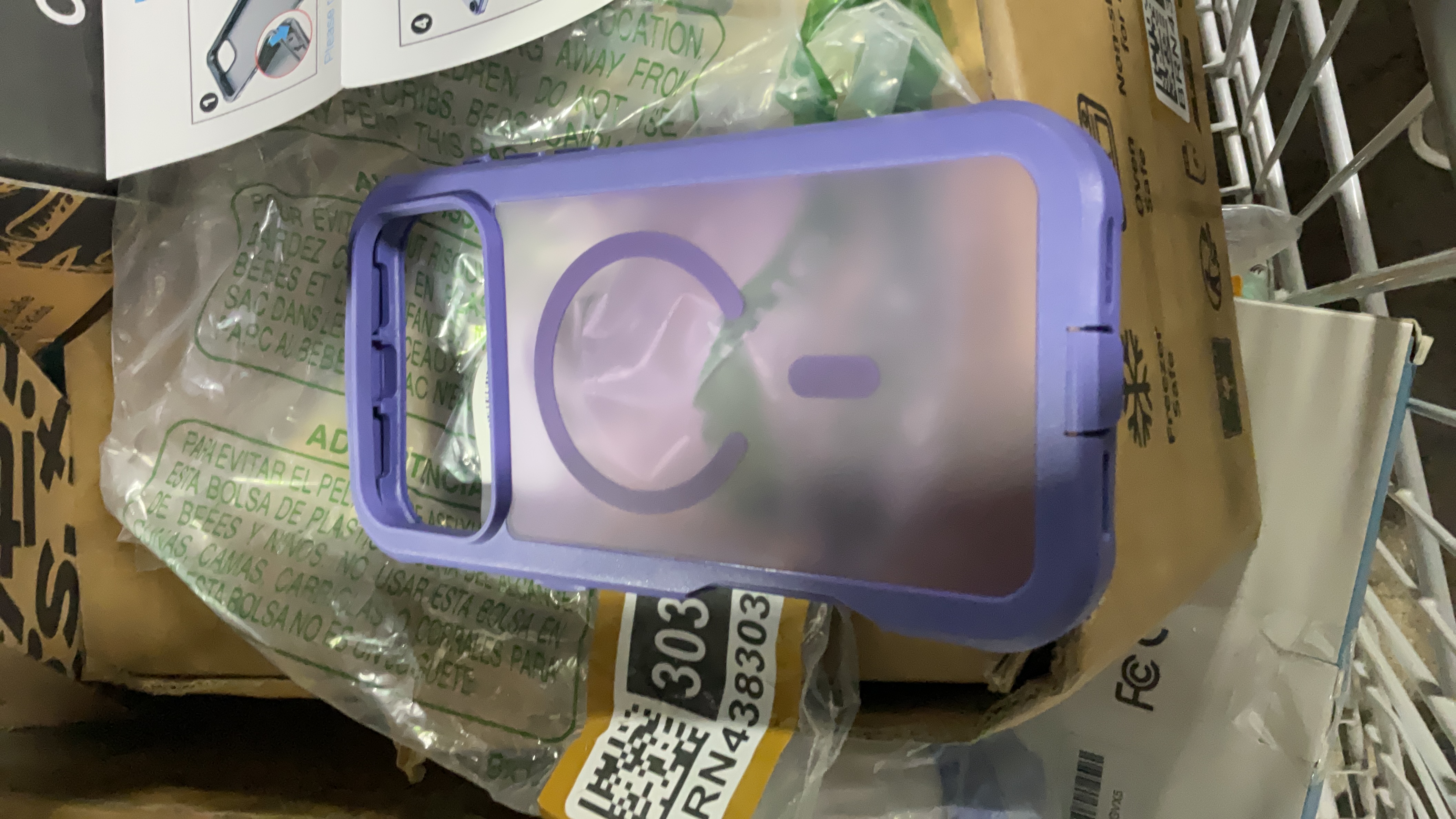 Phone Case with MagSafe Compatible Design and Installation Instructions