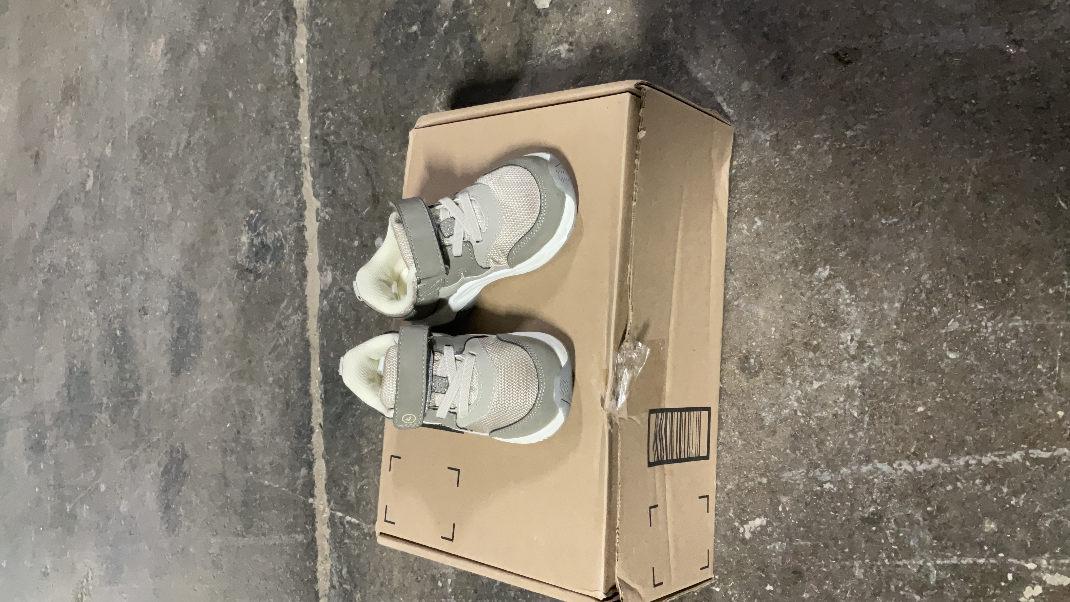 Stride Rite Kids' Adjustable Width Sneakers