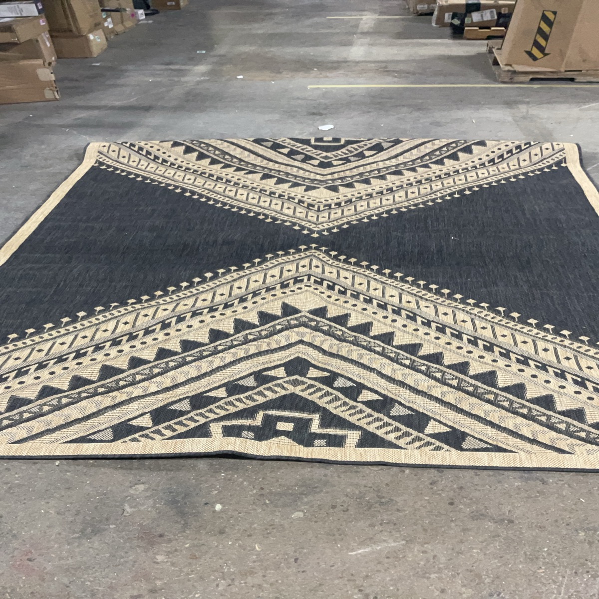 7”ft X 9 Ft Area Rug