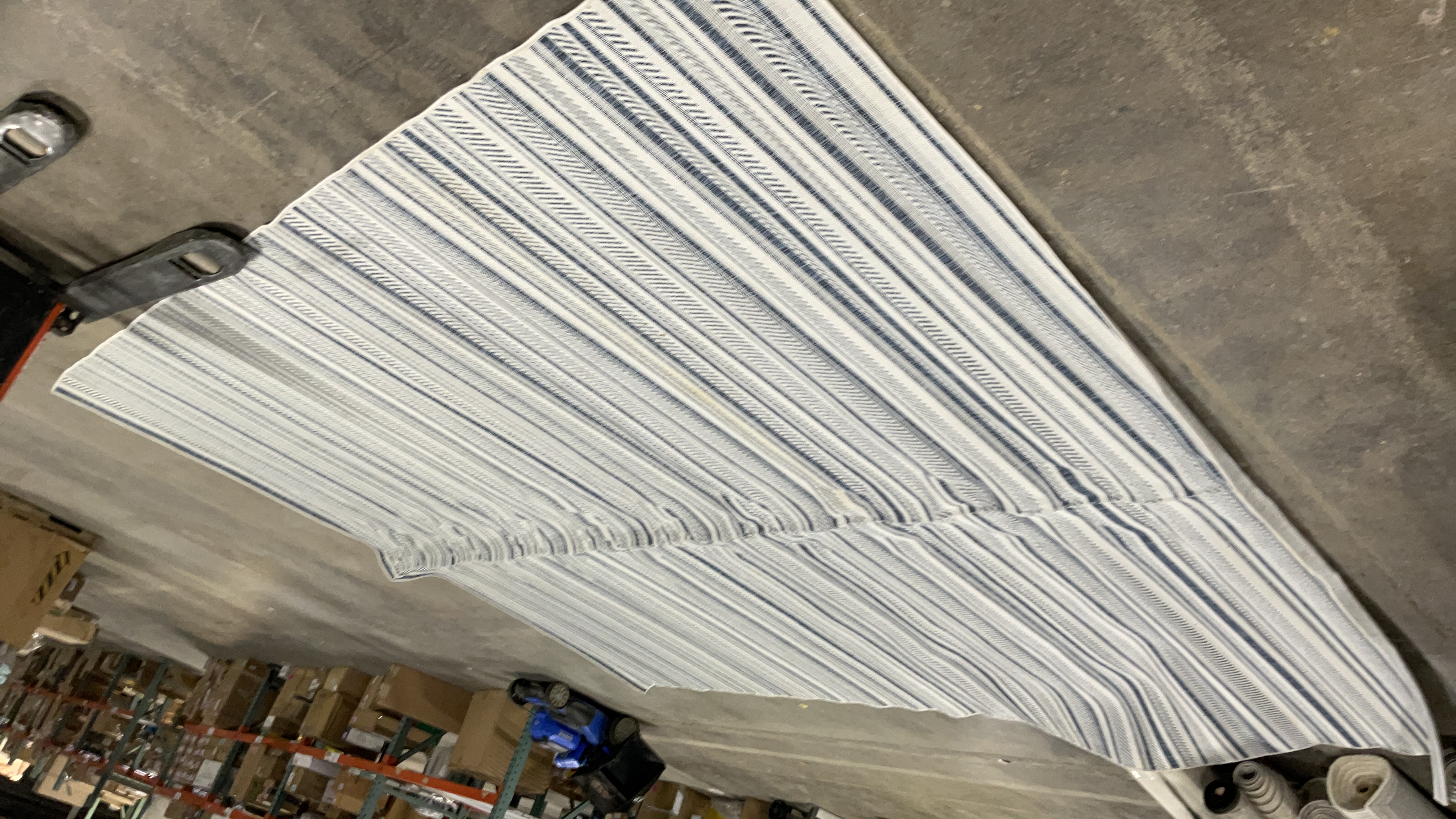 12’*16’ Outdoor Striped Area Rug - Blue and White