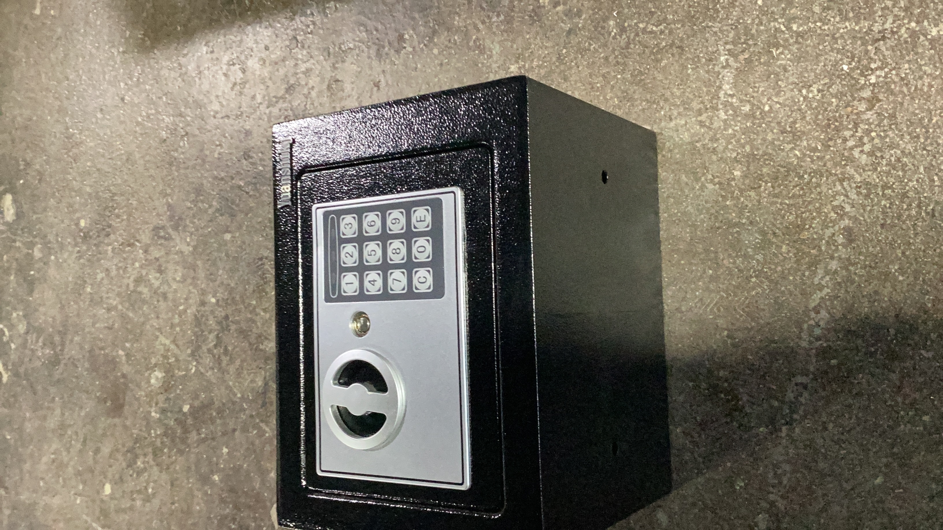 (“Key locked inside “)Yuanshikj Digital Security Safe Box with Electronic Keypad