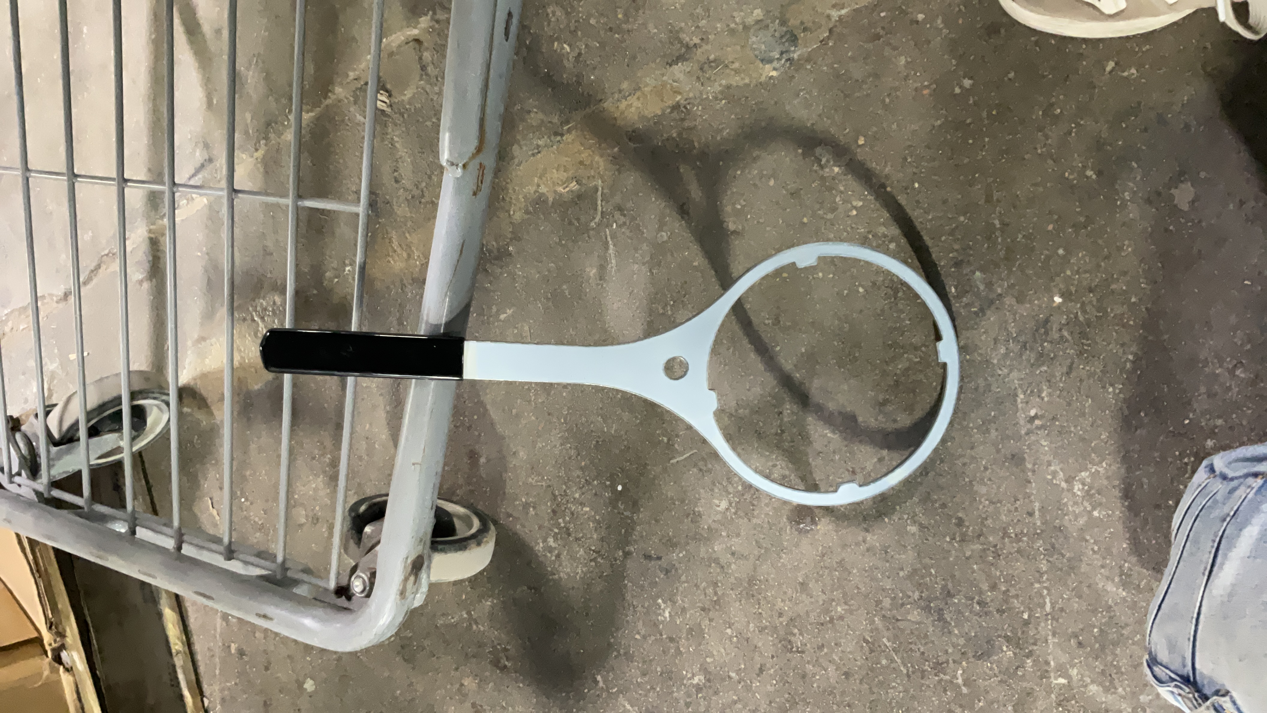 5-Gallon Pail Lid Opener Wrench
