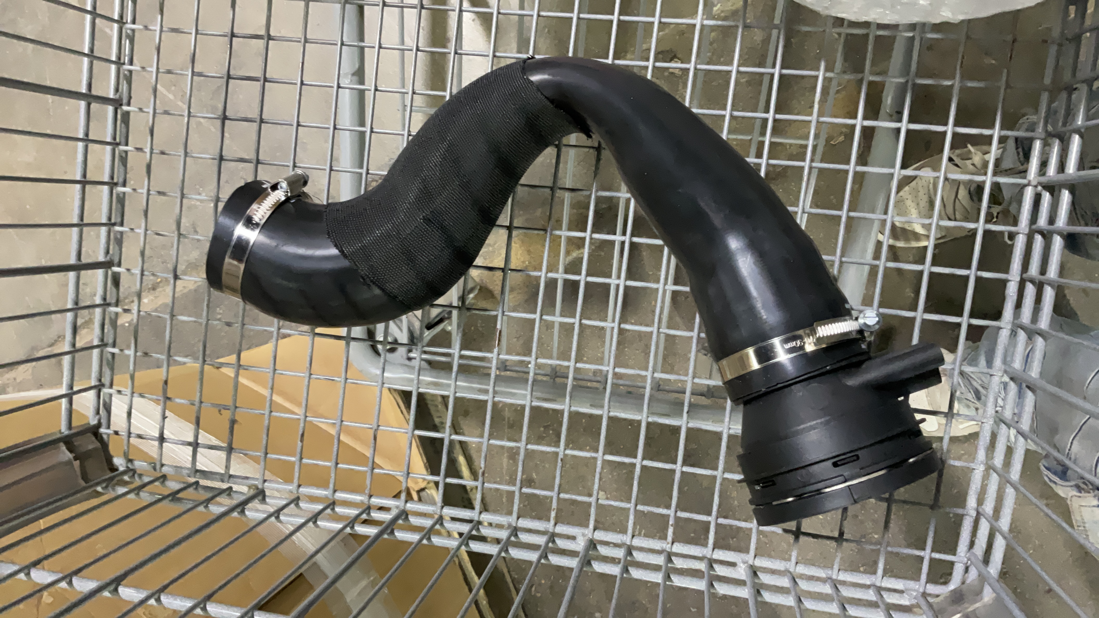 Automotive Turbocharger Intake Charge Pipe Hose