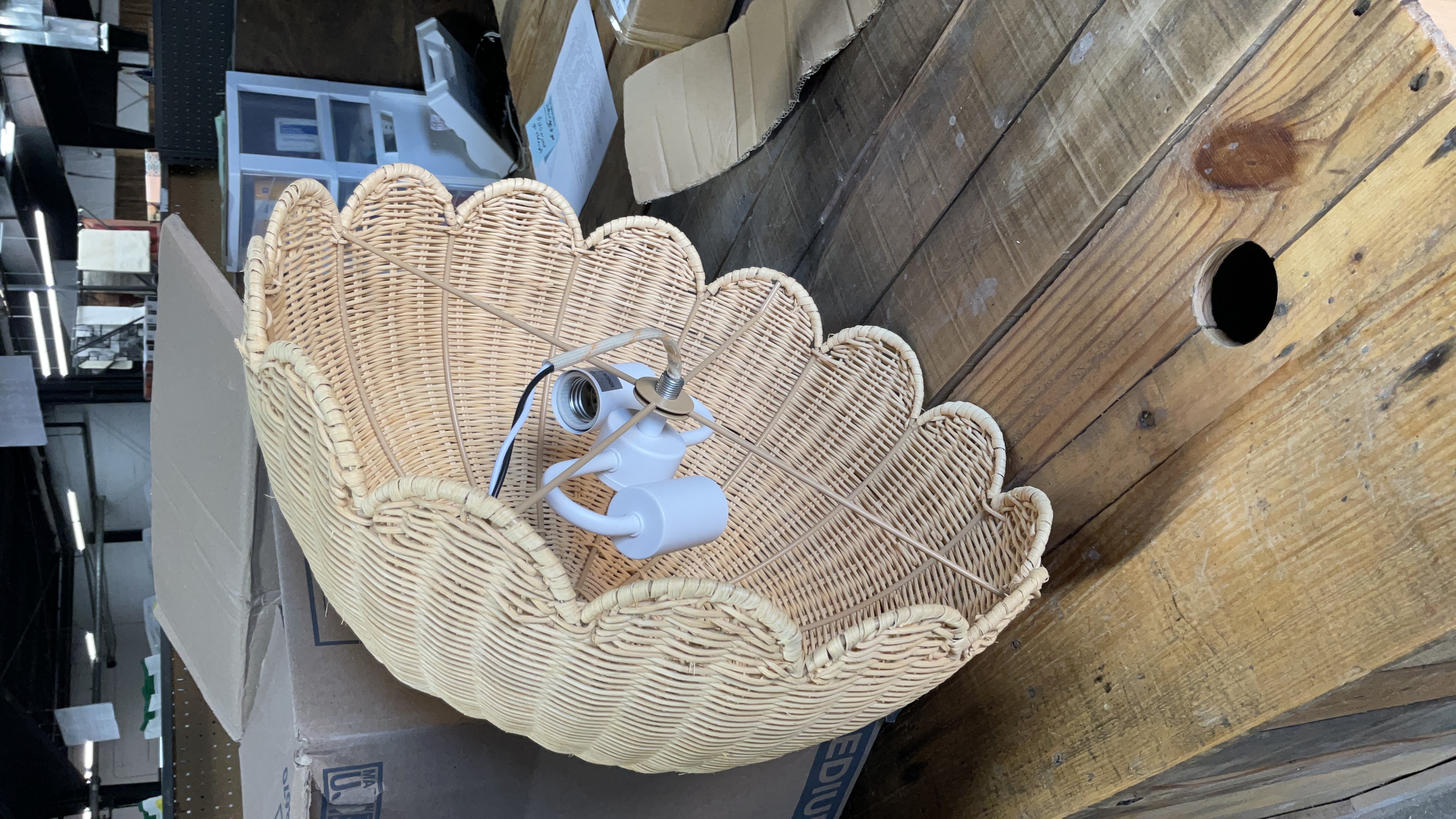 Rattan Seashell Shape Ceiling Pendant Light Fixture