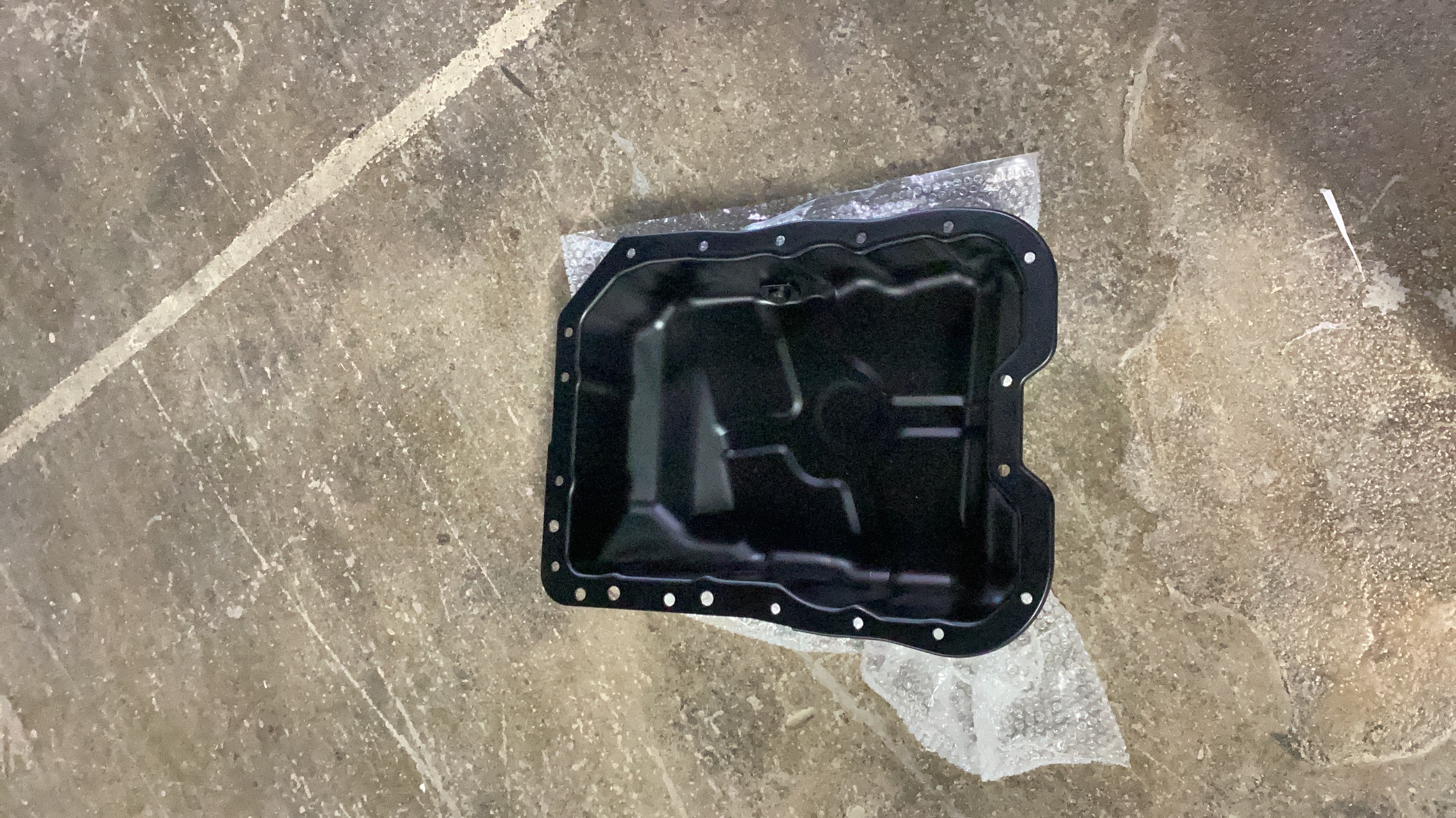 Automotive Engine Oil Pan
