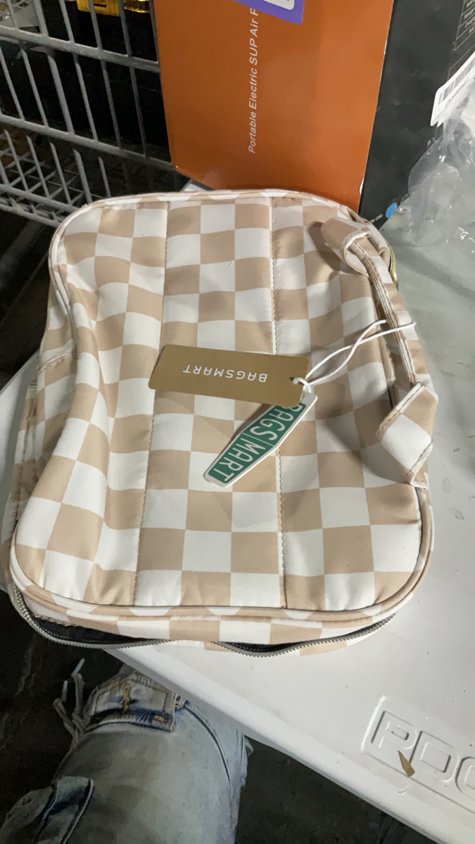 BAGSMART Toiletry Bag / Makeup Bag, Checkerboard Pattern
