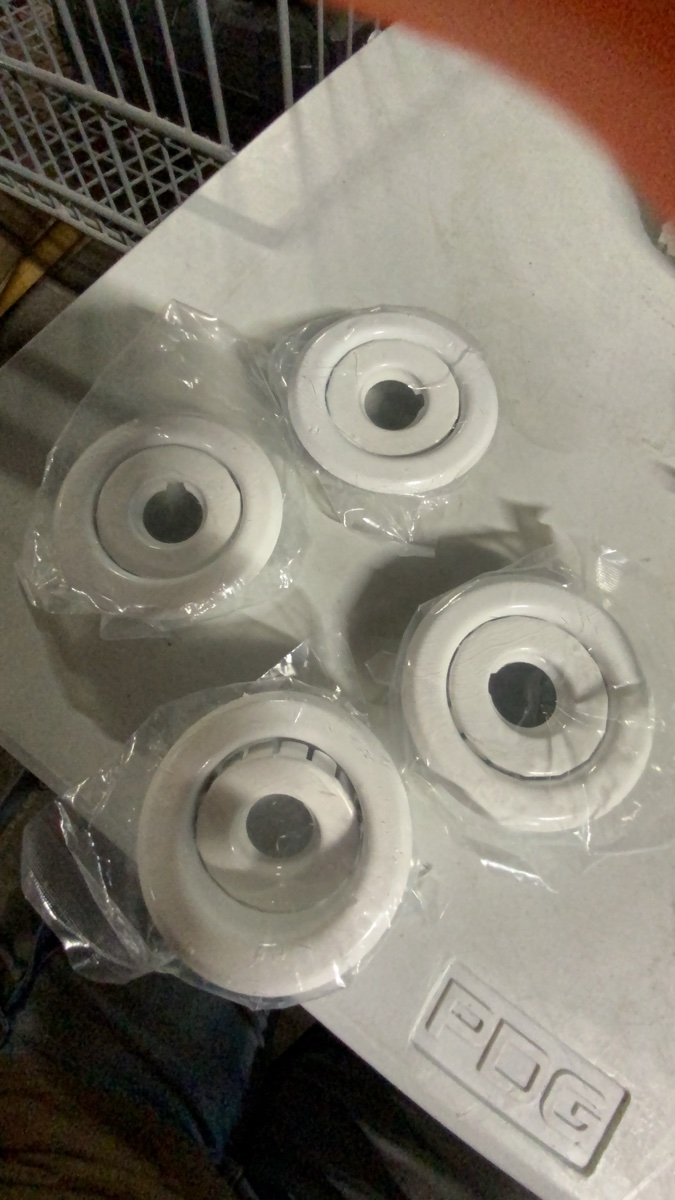 Set of 4 White Replacement Pool or Spa Jet Inserts