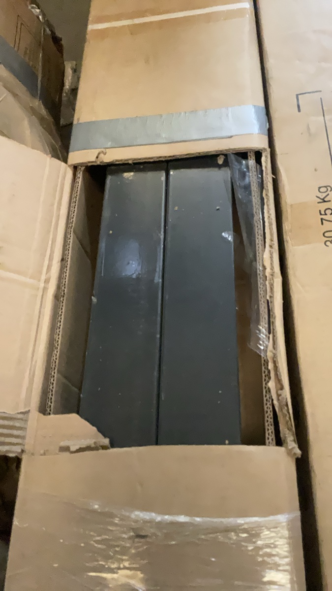 4 metal gazebo Poles
