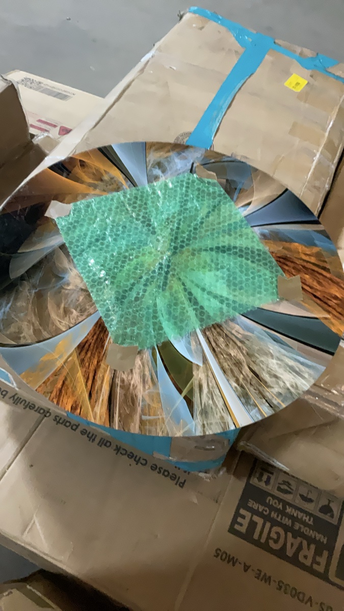 Abstract Geometric Metal Wall Art / Sculpture