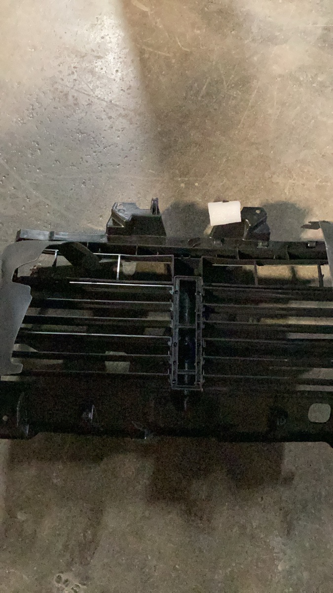 Replacement Front Grille Assembly (Generic/Aftermarket)