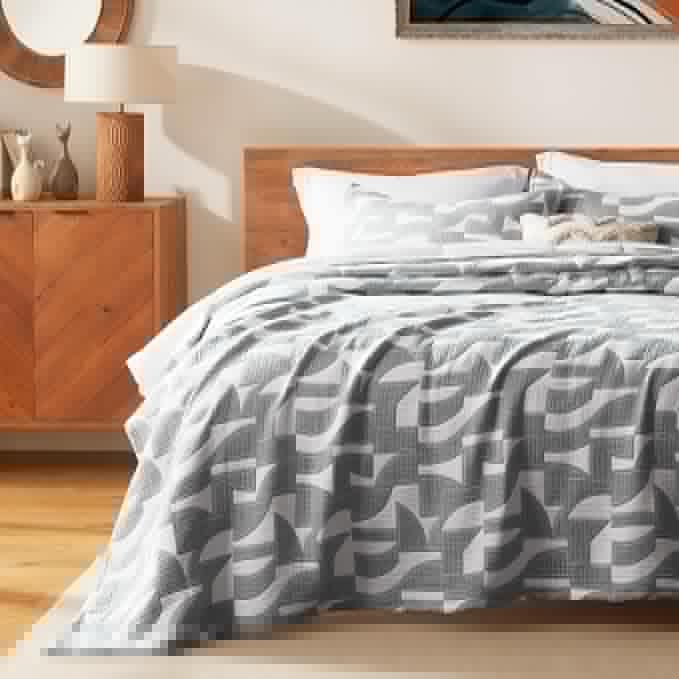 Sleep Zone Polyester/Lyocell/Cotton Quilted Bedding