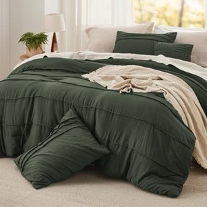 Bed in a Bag Stripe Pleat 90x90 Comforter Set