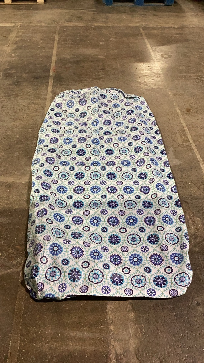 Blue and White Floral Pattern  Reusable Waterproof Rectangular fittedtable cover
