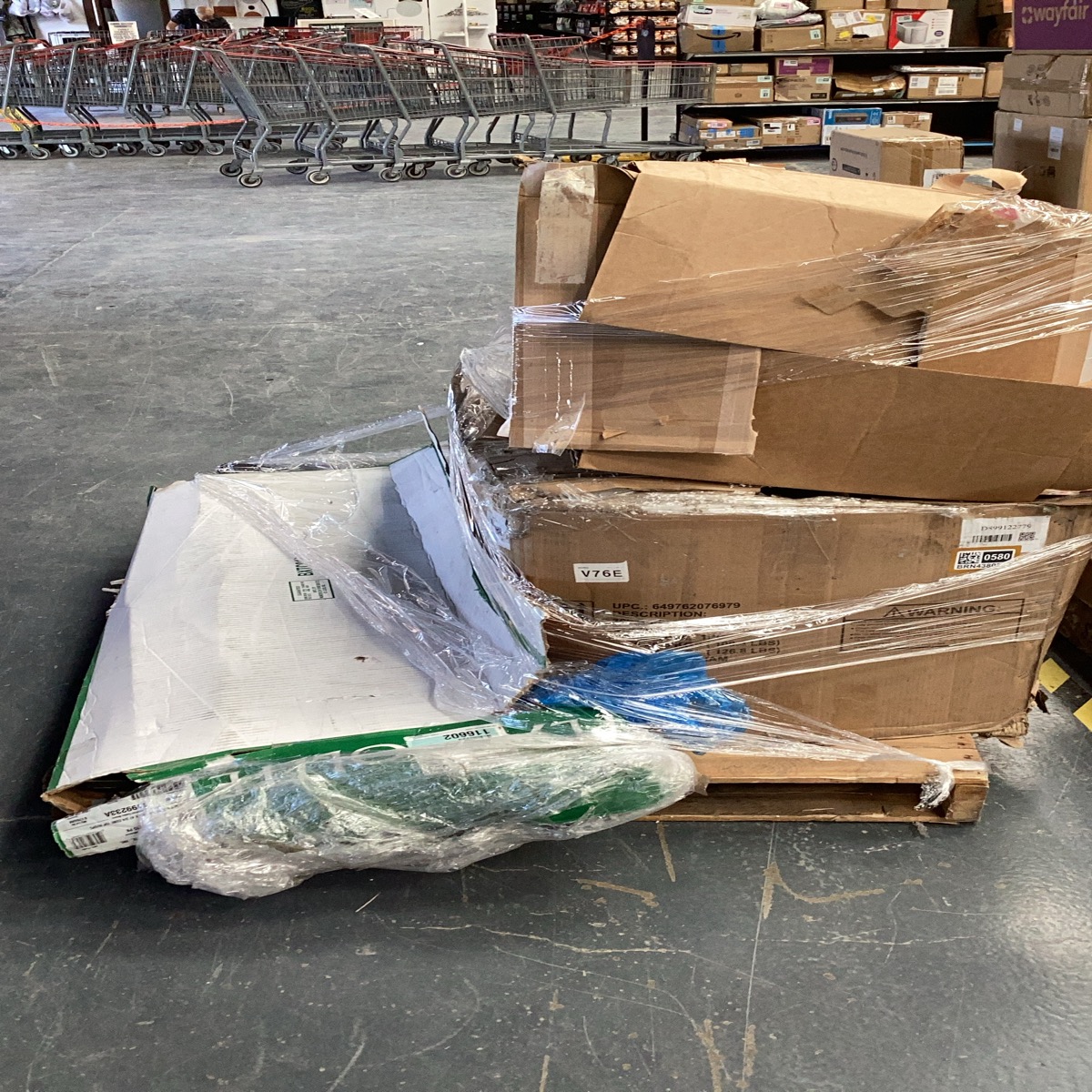 Miscellaneous Damaged Furniture Pallet