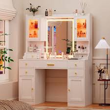 White vanity with mirror