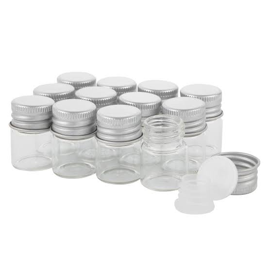 Cadbibe 5ml Glass Vials with Screw Caps and Plastic Stoppers, 25PCS