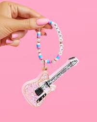 xo, Fetti TS Guitar Ornament