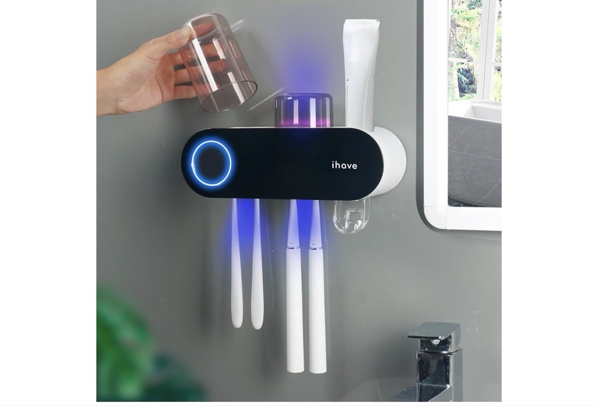 Smart Toothbrush Holder YX-008 UV Sterilizer color and style may vary.