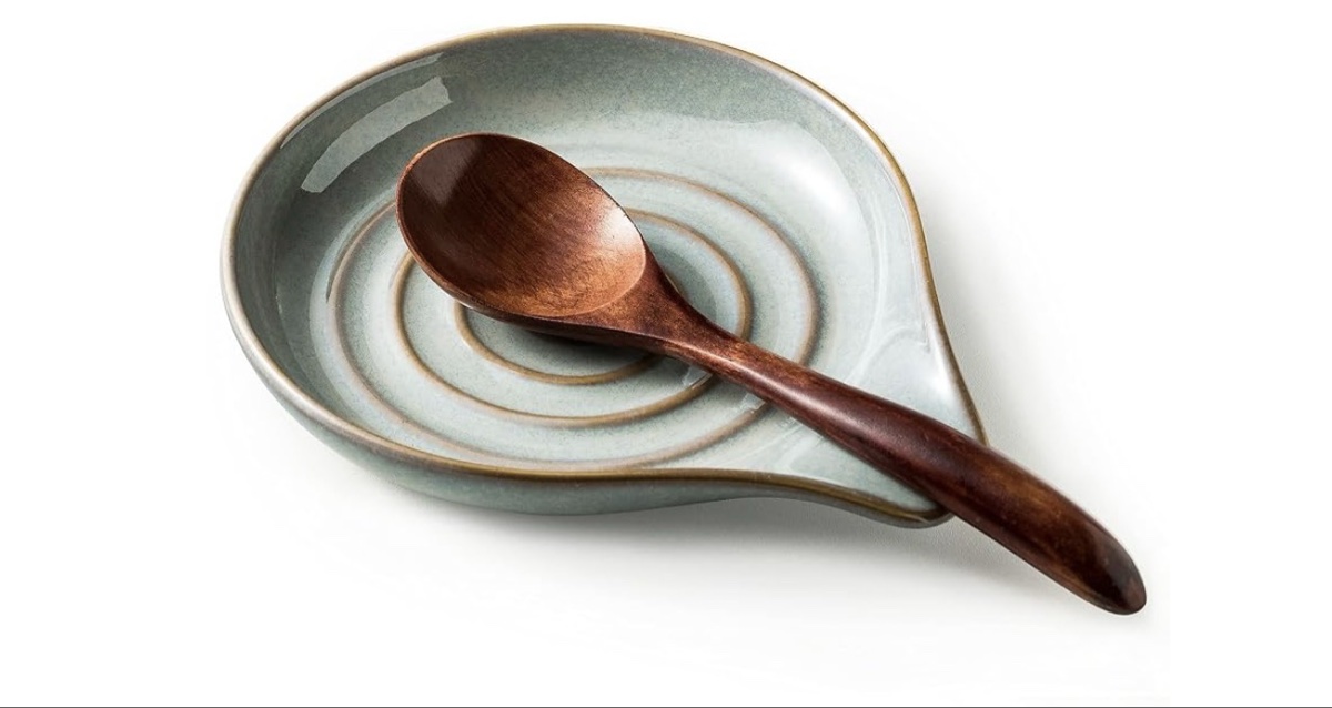 Spiral Design Ceramic Spoon Holder blue
