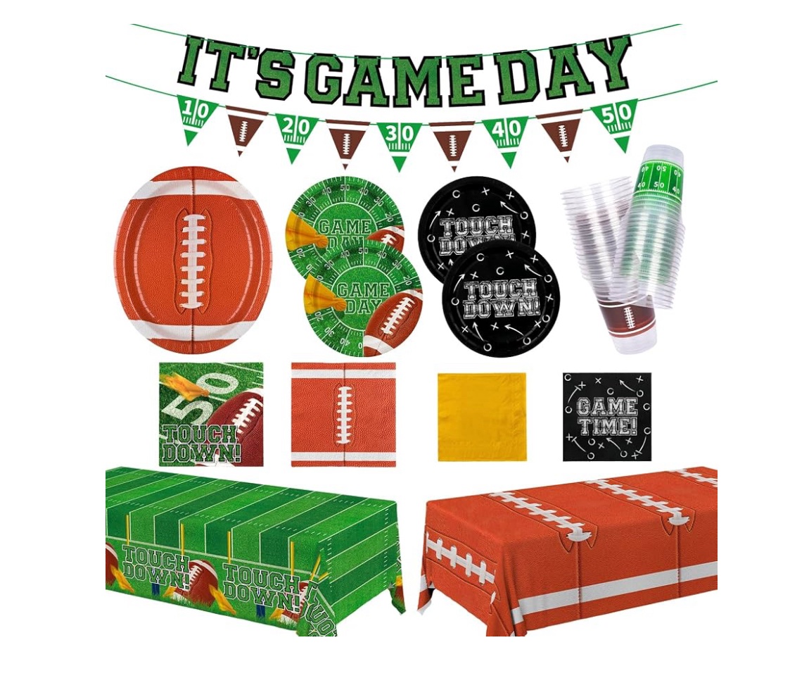 Football and Field Design Disposable Plastic Party Cups