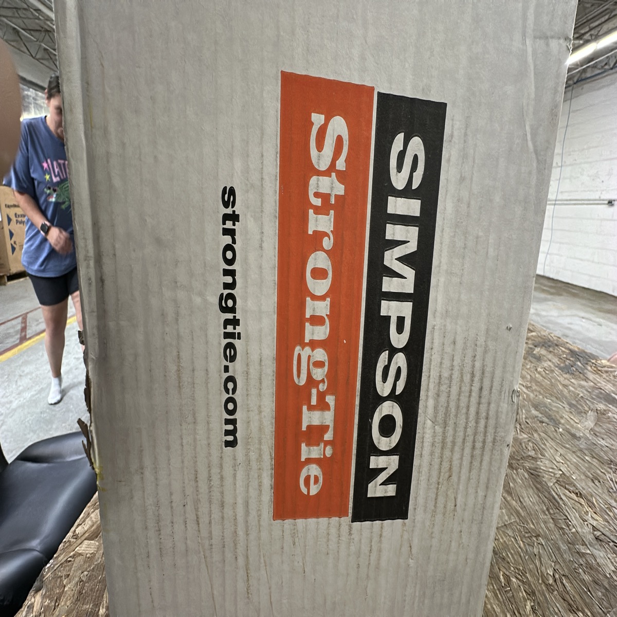 Simpson Strong-Tie CCQ66SDS2 Column Cap with (30) SDS25212 Screws