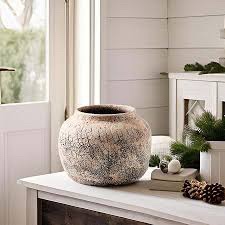 Àlmà Handmade distressed vase