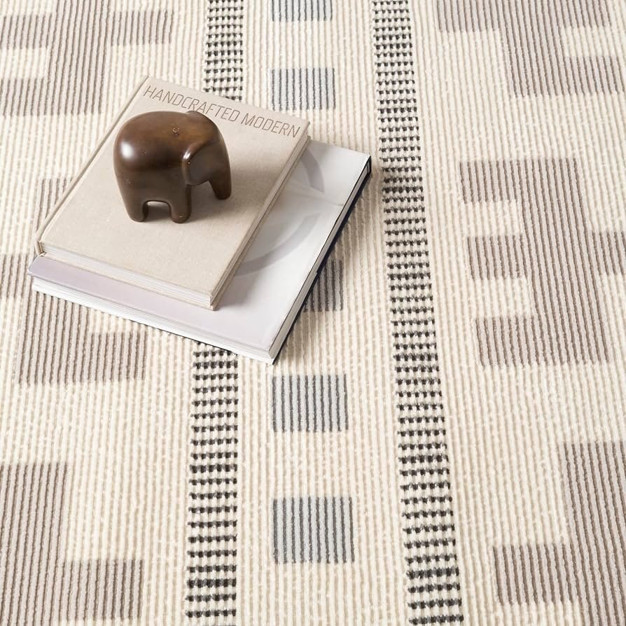 YIHOUSE Area Rug, Thin, Gray Stripe Pattern, 120cm x 160cm