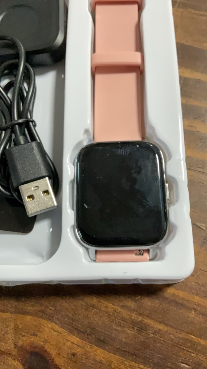 (Slight damage) Not tested MOLOCY P32 Smart Watch Large Screen Heart Rate Bracelet