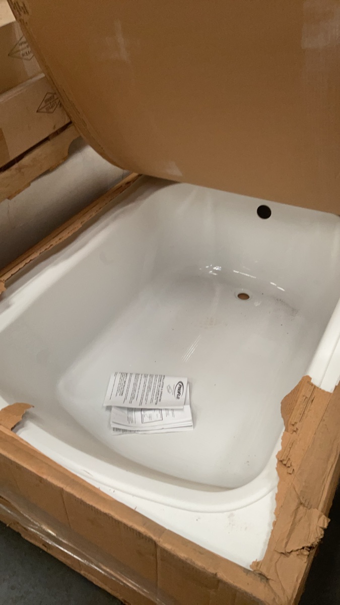 PROFLO Luxury Bathtub White