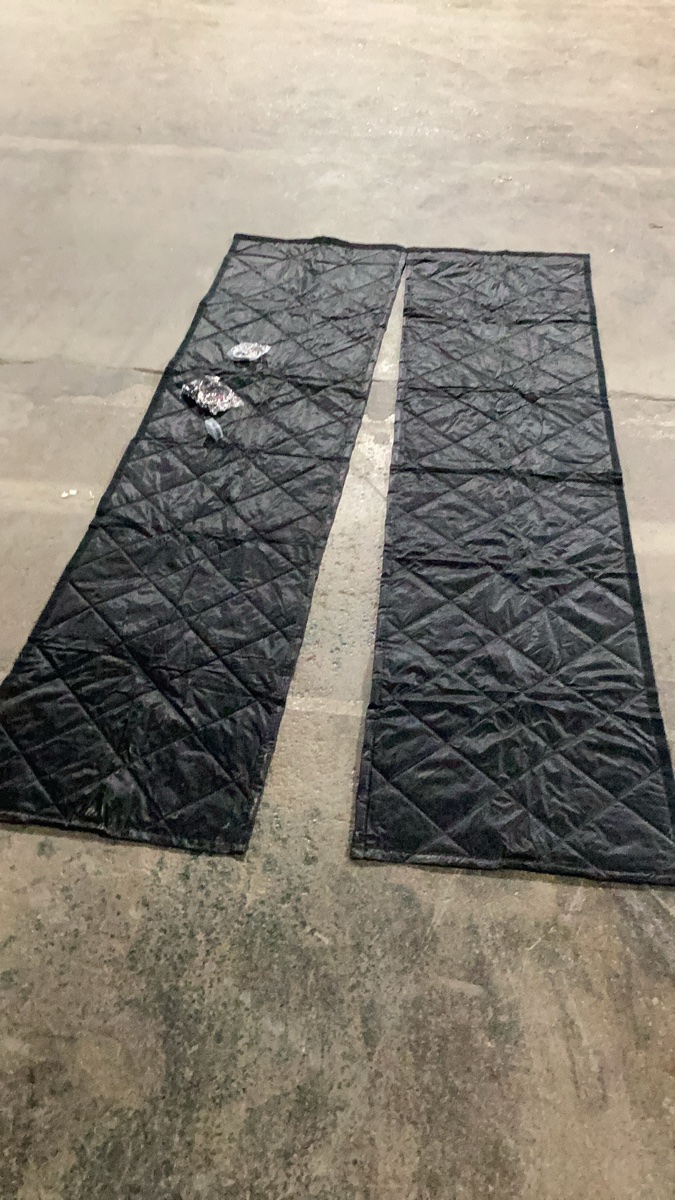 Black Quilted Moving Blanket / Protective Pad