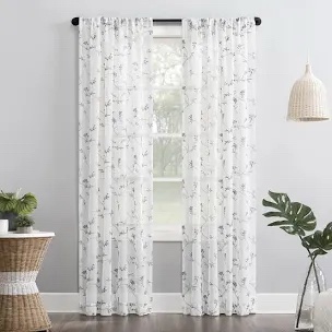 Decorative Floral Vine Pattern curtain