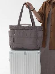 Puffer Material Travel Tote