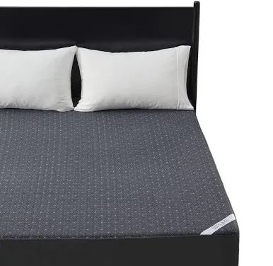 Gray matress cover with elastic