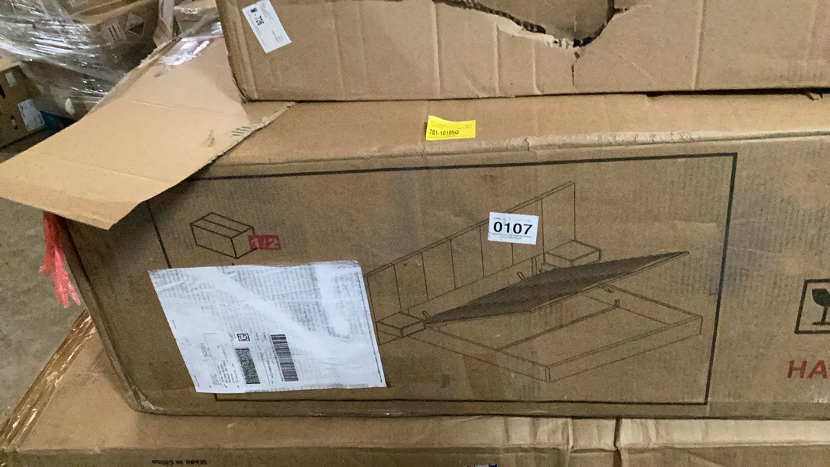 Incomplete 1 of 2 Upholstered Lift Storage Bed Frame With Hotel-Style Headboard, Queen Size & King Size Bed Frame, Sprung Slats, Velvet Headboard And Drawers, Gas Lift Hydraulic Support, No Box Spring Needed