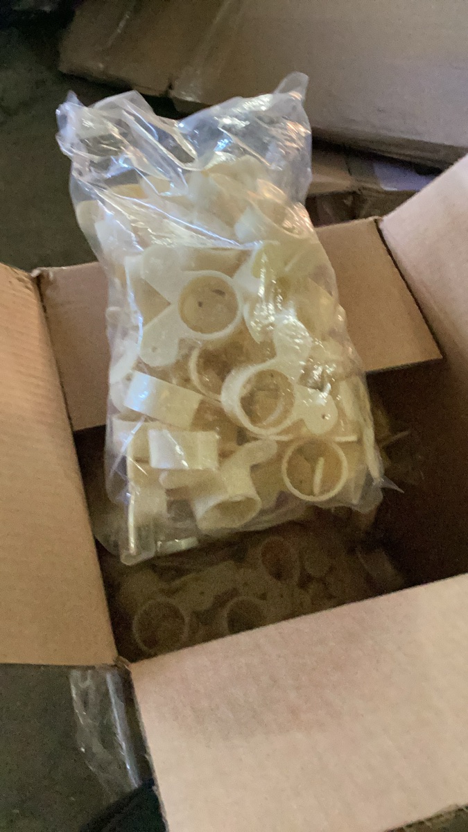 2 boxes Bulk White Plastic Pipe Clamp/Support Mounts (Bulk Bag)