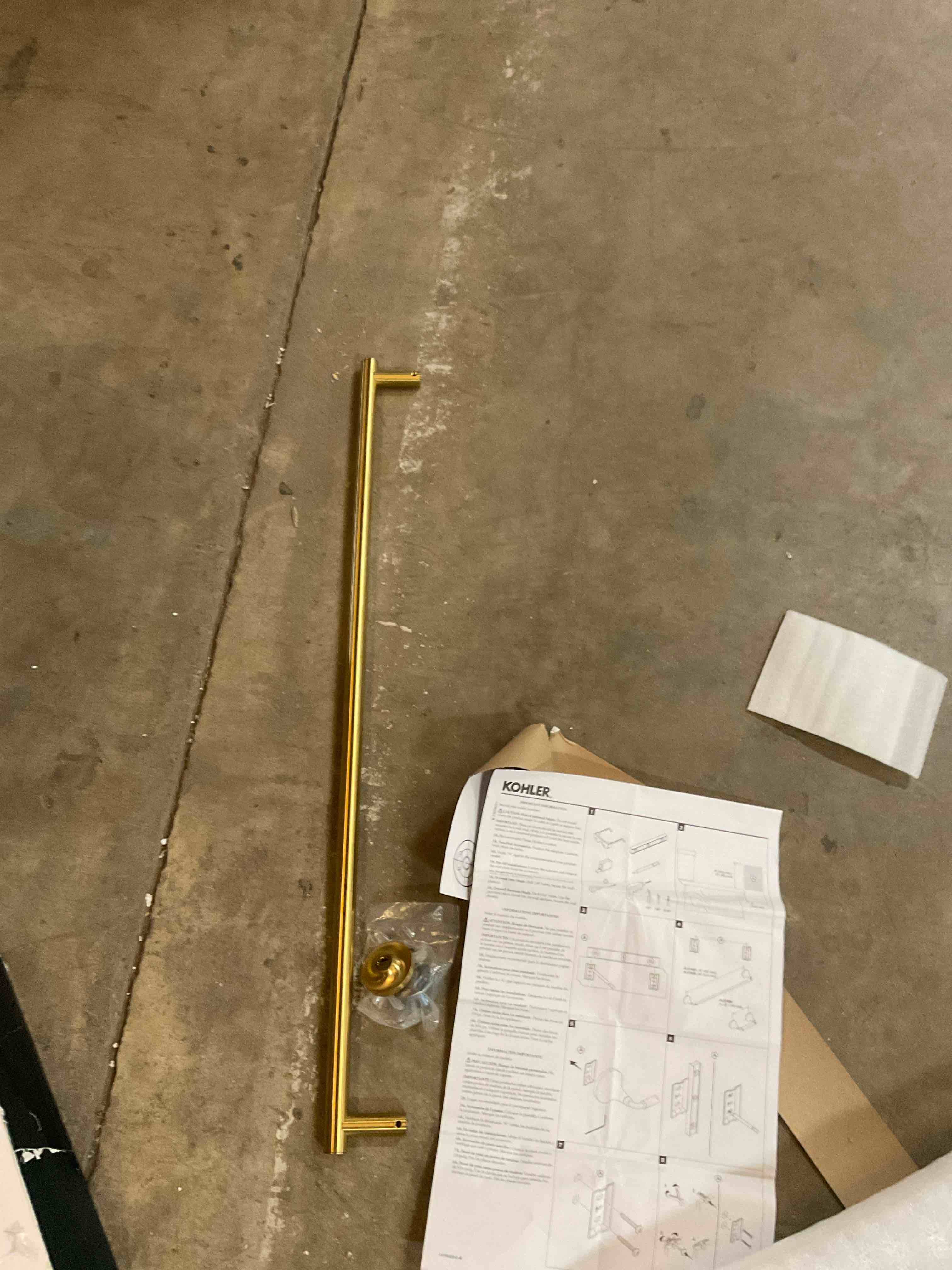 ( incomplete) towel bar 30 inch