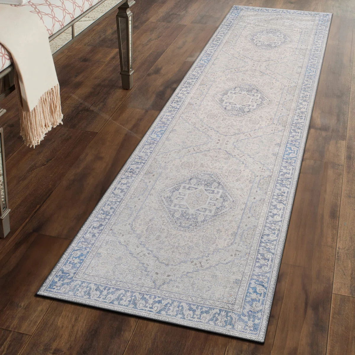 Valora Blue Traditional Washable Flatweave Rug With Non-Slip Backing