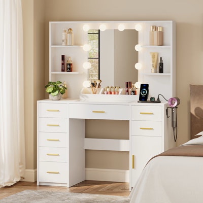 Modern Makeup Vanity With Adjustable Led Lighting And Charge Station