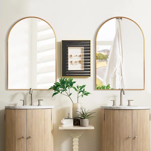 Metal Arch Wall Mirror(unsure if complete)(MIRROR IS BROKEN)
