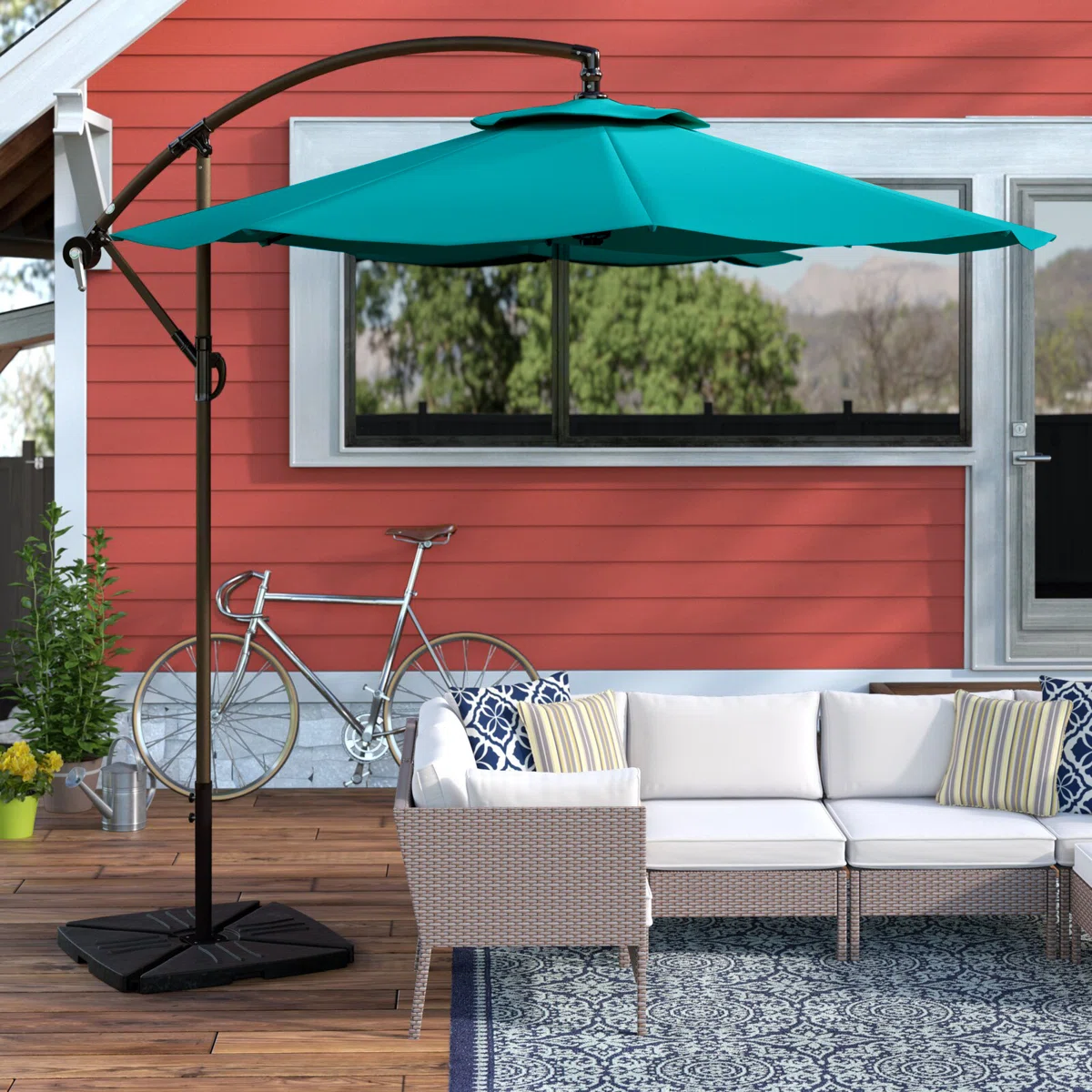 Hartt 10' Cantilever Umbrella