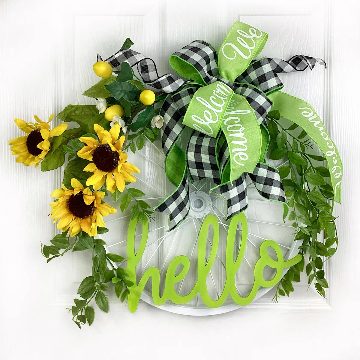 21" Metal Wreath