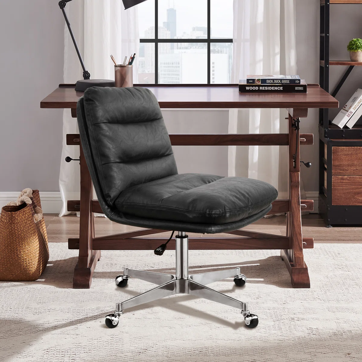 Paynesville Swivel Office Task Chair with Wheels