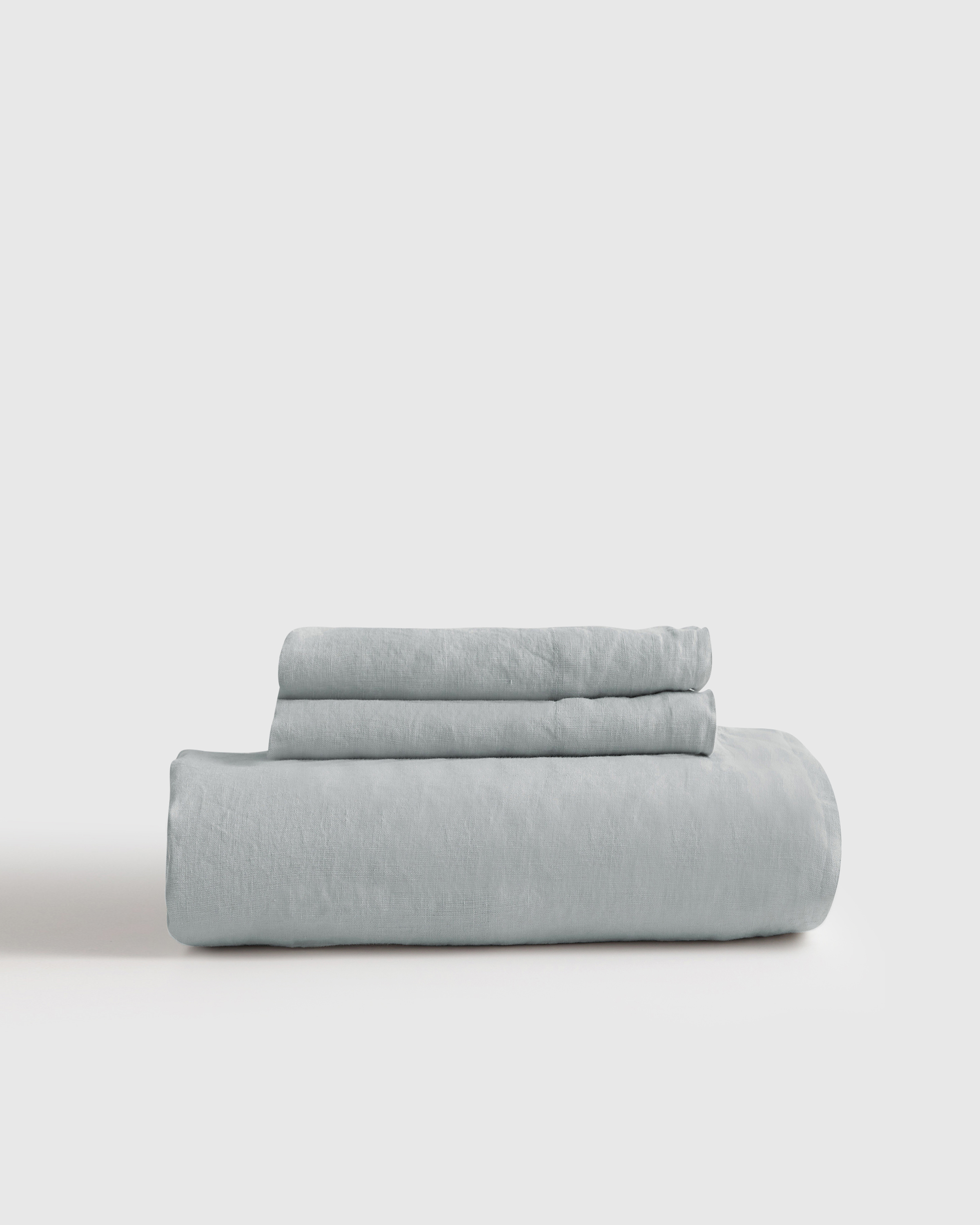 European Linen Fitted Sheet Set, King, Mist