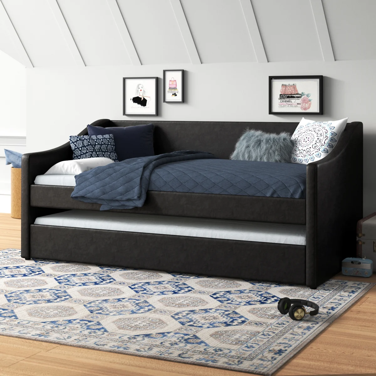 Incomplete Erek Daybed with Trundle