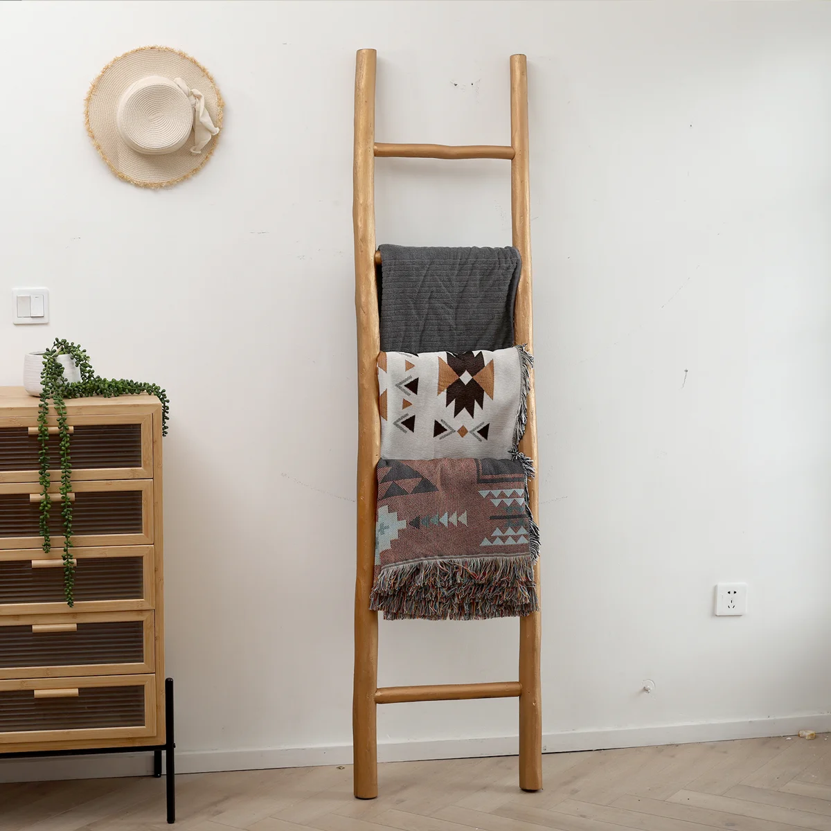 Fully Assembled 6Ft Wood Blanket Ladder Living Room Decorative Wall Leaning Farmhouse Quilt Display Holder Rustic Wooden Towel Rack For Bathroom