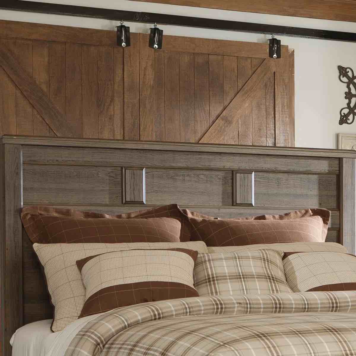 Keicha Panel Headboard(might be broken)