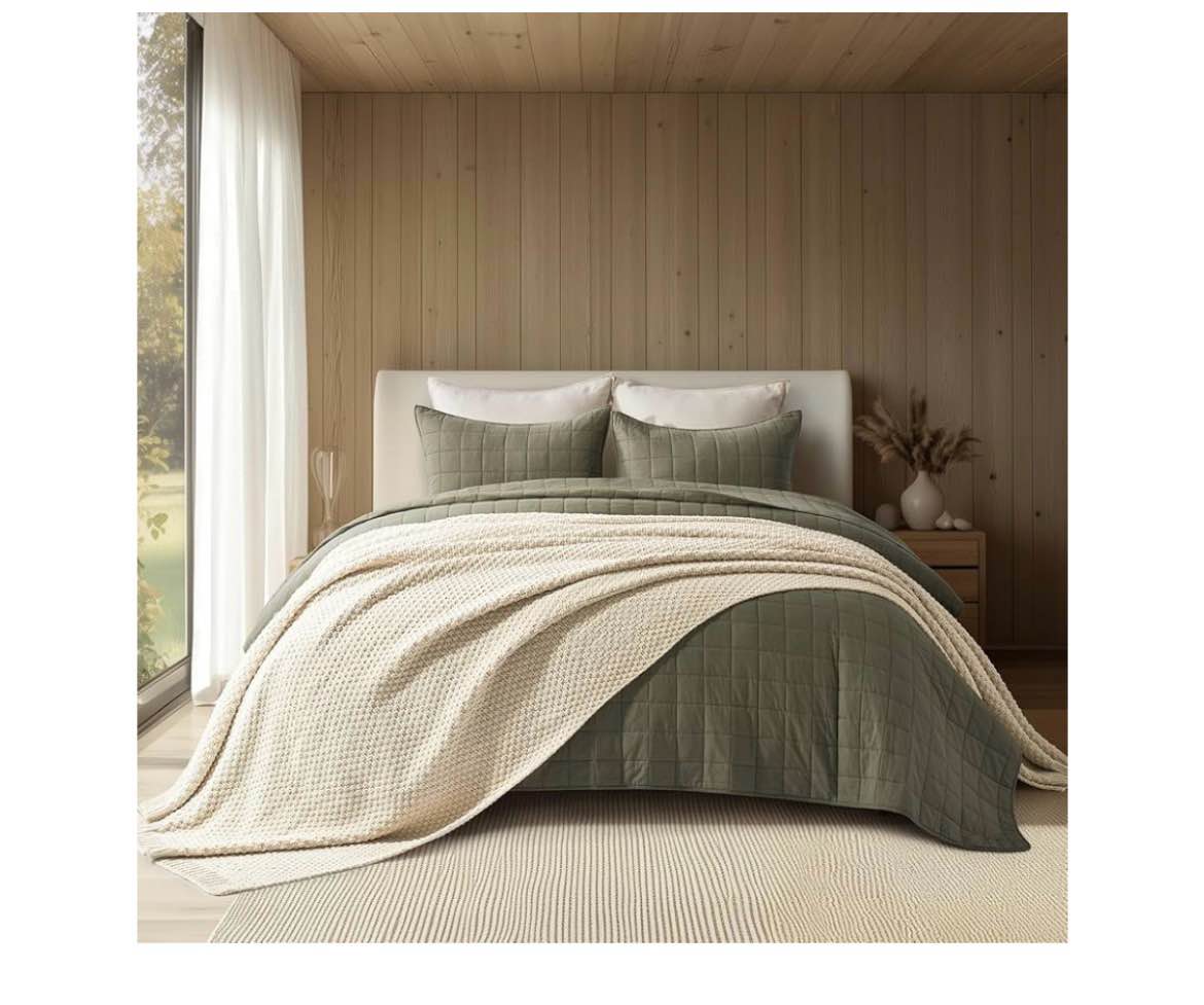 EverGraceHome Beige 93”x108” blanket